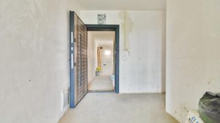 Тристаен Продажби, Студентски град, София (4)