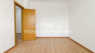 Тристаен Продажби, София (8)