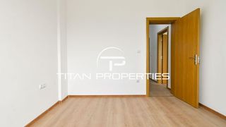 Тристаен Продажби, София (6)