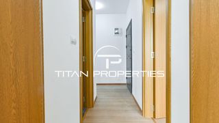 Тристаен Продажби, София (11)