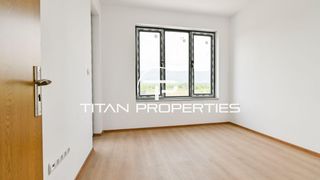 Тристаен Продажби, София (7)