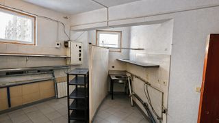 Магазин Продажби, Овча купел 2, София (8)