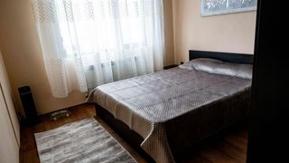 Двустаен за продажба в кв.Света Троица (5)