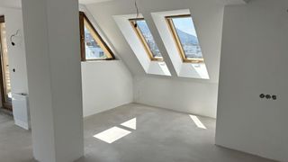 Тристаен за продажба в кв. Витоша (3)