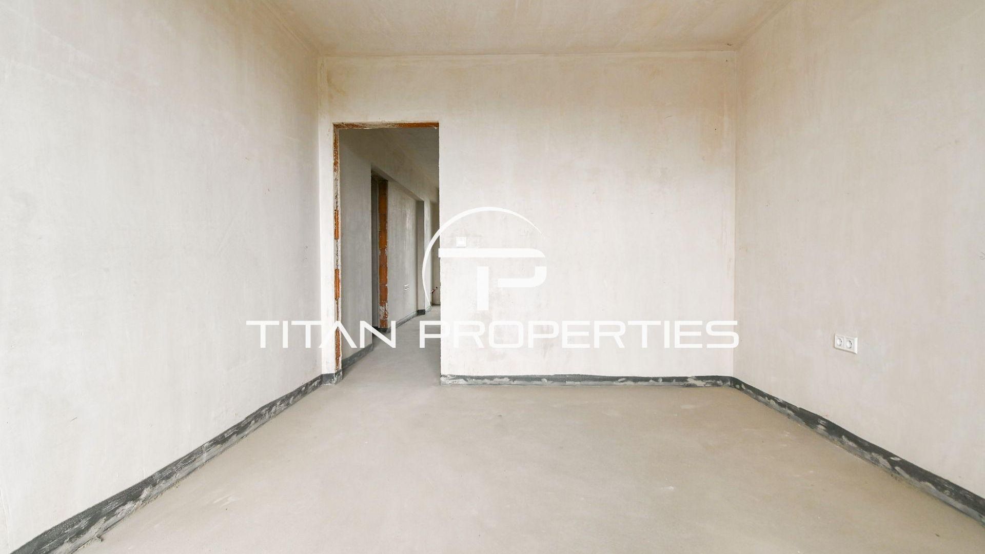Тристаен Продажби, Толстой, София – снимка 5