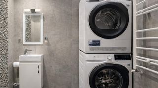 Тристаен Продажби, Манастирски ливади, София (10)