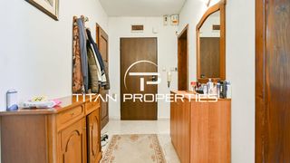 Тристаен Продажби, Триъгълника, София (18)