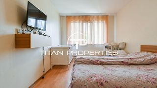 Тристаен Продажби, Младост 1, София (9)