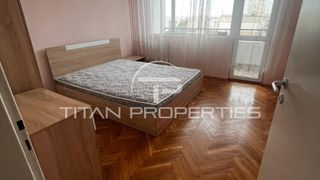 Тристаен за продажба в кв. Гео Милев (3)