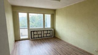 Тристаен Продажби, Дружба 1, София (3)
