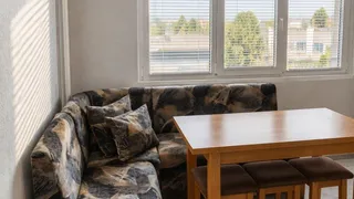 Тристаен Продажби, Дружба 1, София (4)