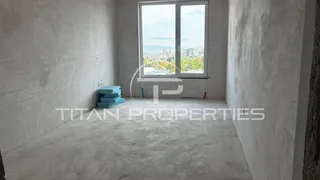 Тристаен Продажби, Студентски град, София (3)