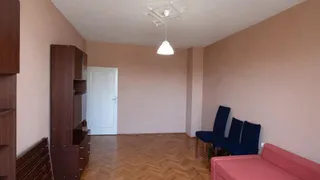 Тристаен Продажби, Надежда 4, София (2)
