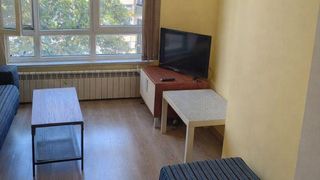 Cu două dormitoare Închirieri, Centru – Palatul Național al Culturii, Sofia