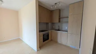 Тристаен Наеми, Красно село, София (2)