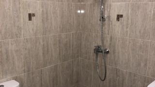 Zwei-Zimmer-Wohnung Verleih, Kreuzförmiges Wasser, Sofia (6)