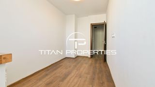 Тристаен Продажби, Красна поляна 2, София