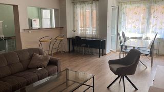 Dreizimmerwohnung Verleih, Der Kühlschrank, Sofia
