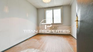 Тристаен, за продажба, Център  (4)