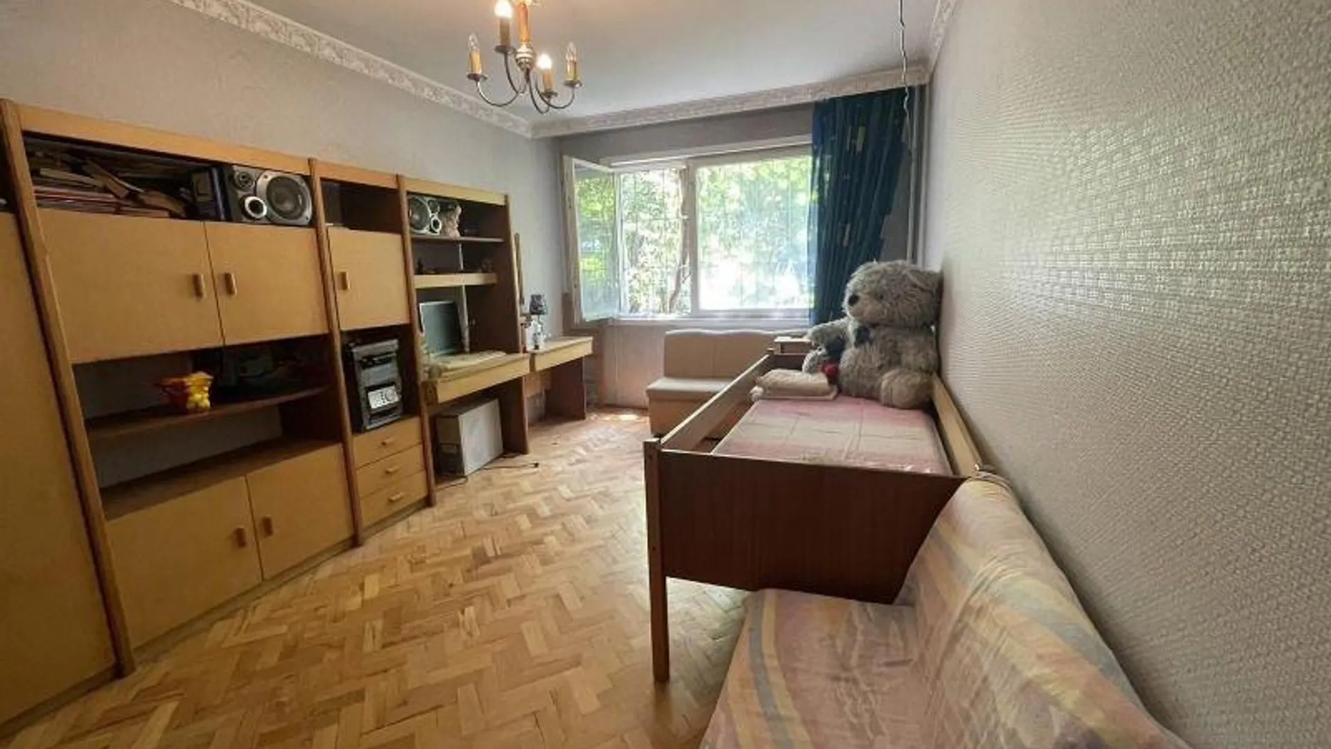 Тристаен Продажби, Сухата река, София – снимка 2