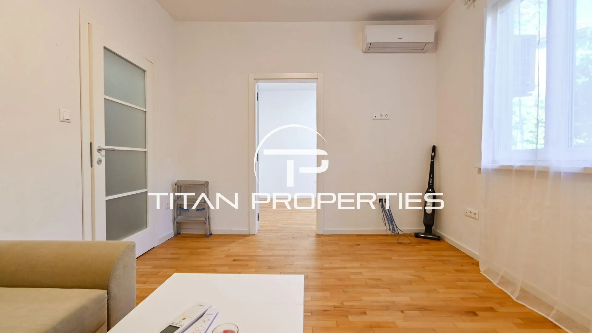 Тристаен Продажби, Лозенец, София – снимка 2