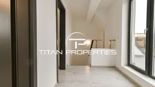 Тристаен Продажби, Център-ЦУМ, София (12)