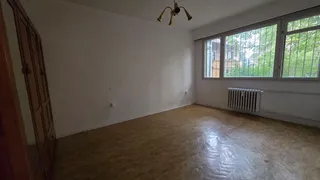 Тристаен Продажби, Бъкстон, София (6)