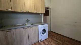 Тристаен Продажби, Бъкстон, София (2)