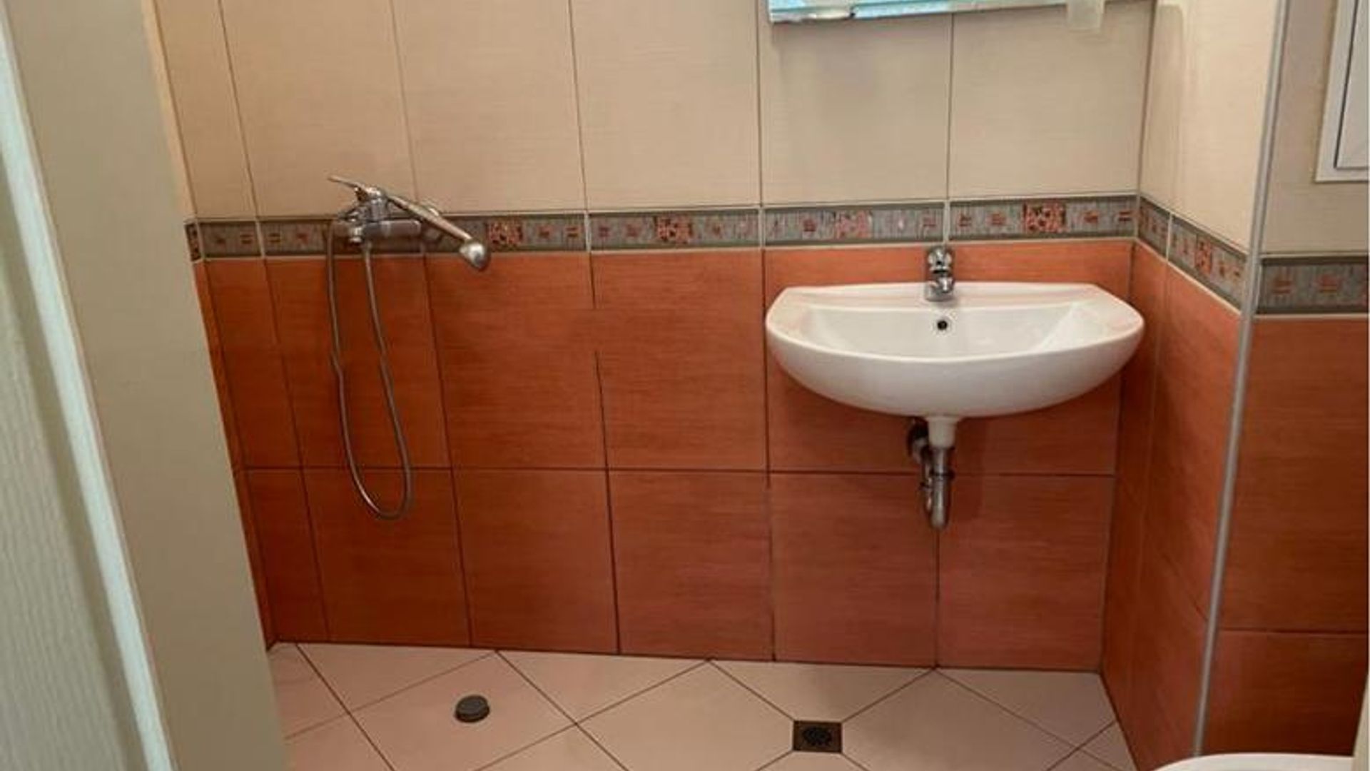 image_1759401129966_57581103035957.jpeg