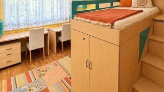 Тристаен Наеми, Лагера, София (9)