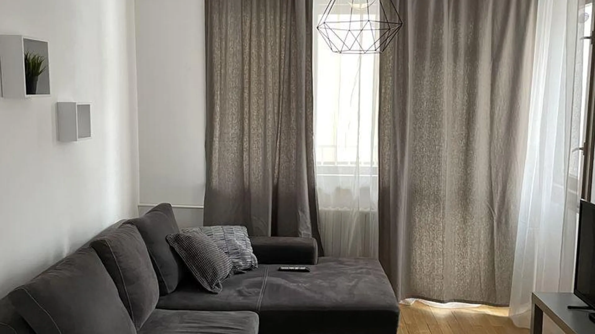 Двустаен Наеми, Стрелбище, София – снимка 1