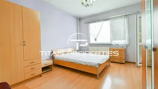 Тристаен Наеми, Сухата река, София (6)