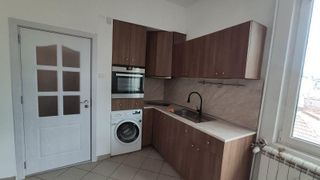 Двустаен, под наем, Център (3)