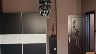 Тристаен, под наем, жк. Света Троица (5)