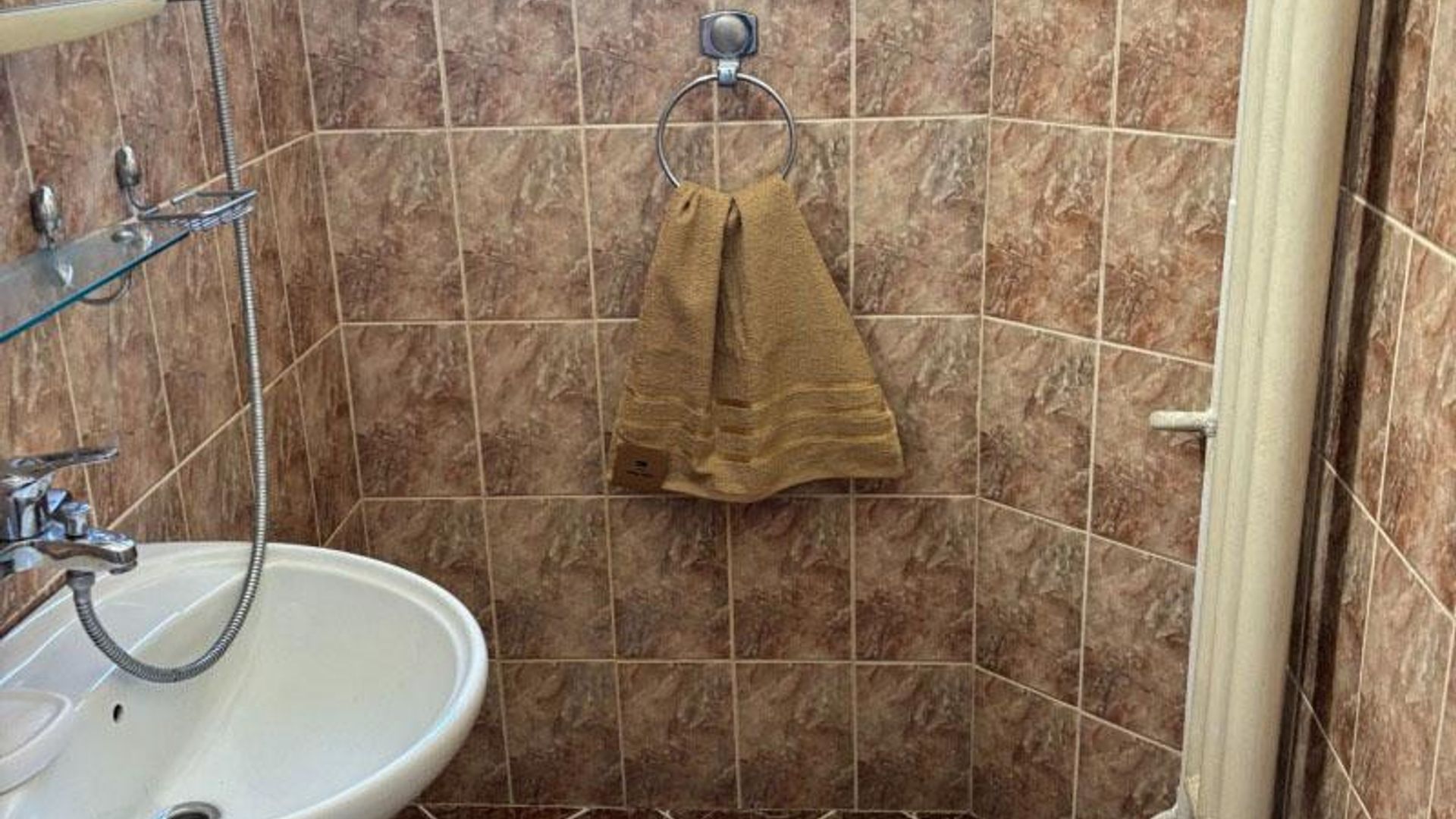 image_1753276665257_048938164592382094.jpeg