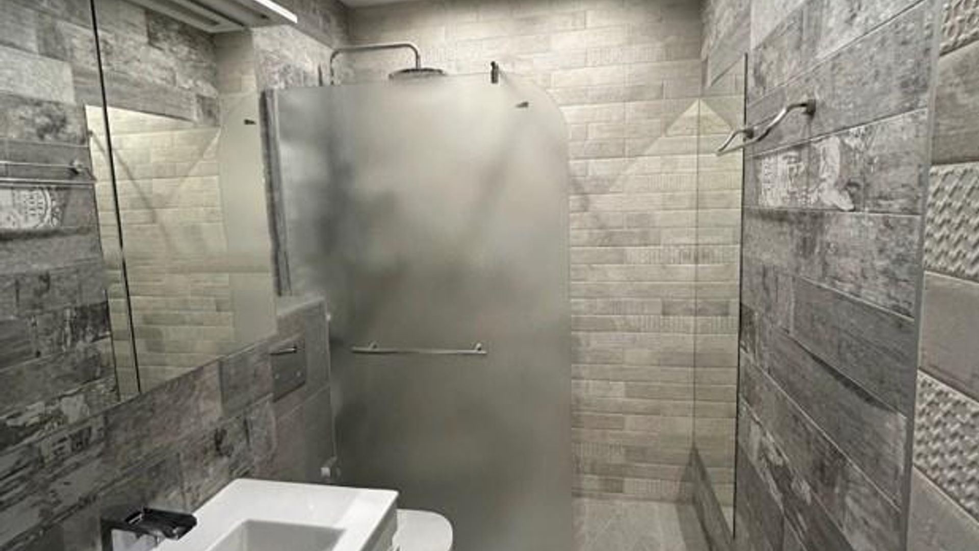 image_1786541630912_4491377073798961.jpeg