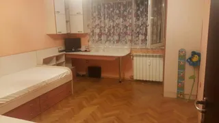 Тристаен Наеми, Лагера, София (18)
