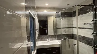 Тристаен Наеми, Лагера, София (8)