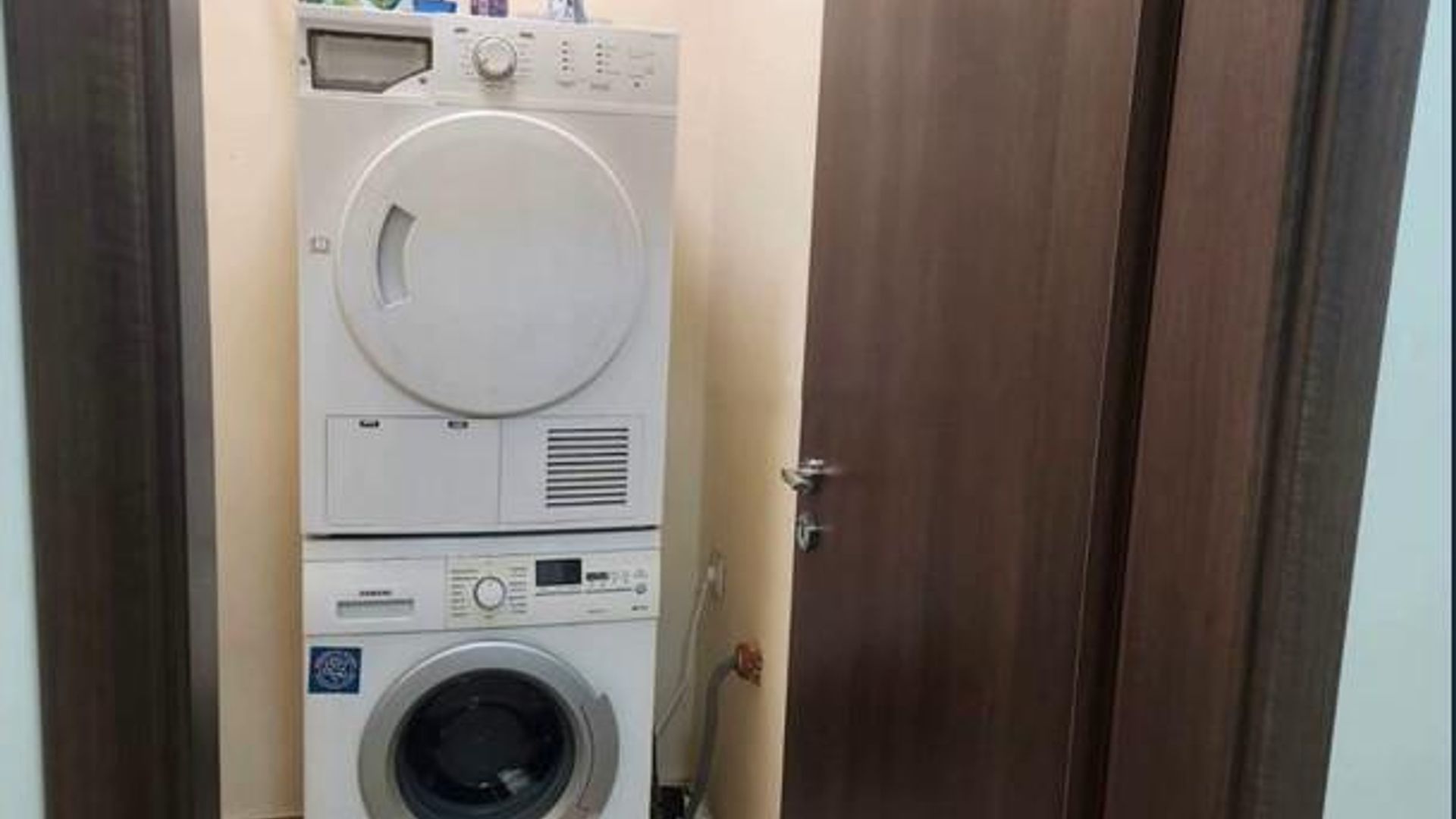 image_1748240896750_7979679624255509.jpeg