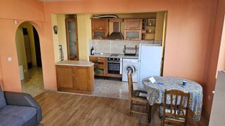 Zwei-Zimmer-Wohnung Verleih, Der Kühlschrank, Sofia (9)