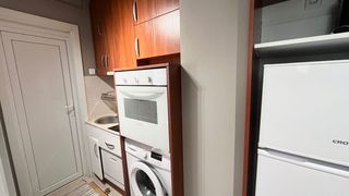 Δύο υπνοδωματίων Ενοικιάσεις, Κέντρο - Πλατεία Μακεδονίας, Σοφία (4)