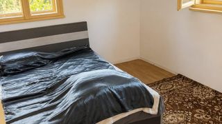Тристаен Наеми, Карпузица, София (5)