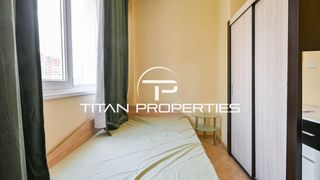 Тристаен Наеми, Света Троица, София (10)