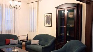 Четиристаен, под наем, Център (2)