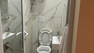 Тристаен Наеми, Лагера, София (5)