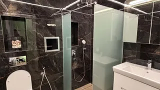 Тристаен Наеми, Сердика, София (8)