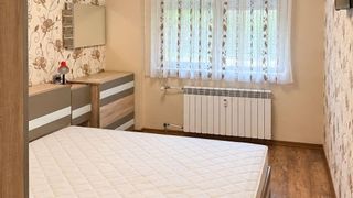 Тристаен Наеми, Люлин 2, София (4)