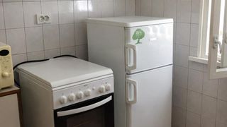 Тристаен Наеми, Яворов, София (5)