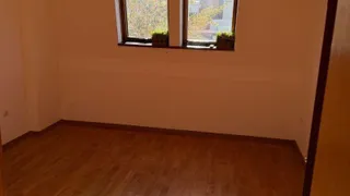 Тристаен Наеми, Лозенец, София (6)