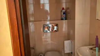 Тристаен Наеми, Красно село, София (7)